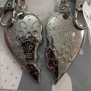 Disney Be Kind Sweet Minnie Heart Keychain Set